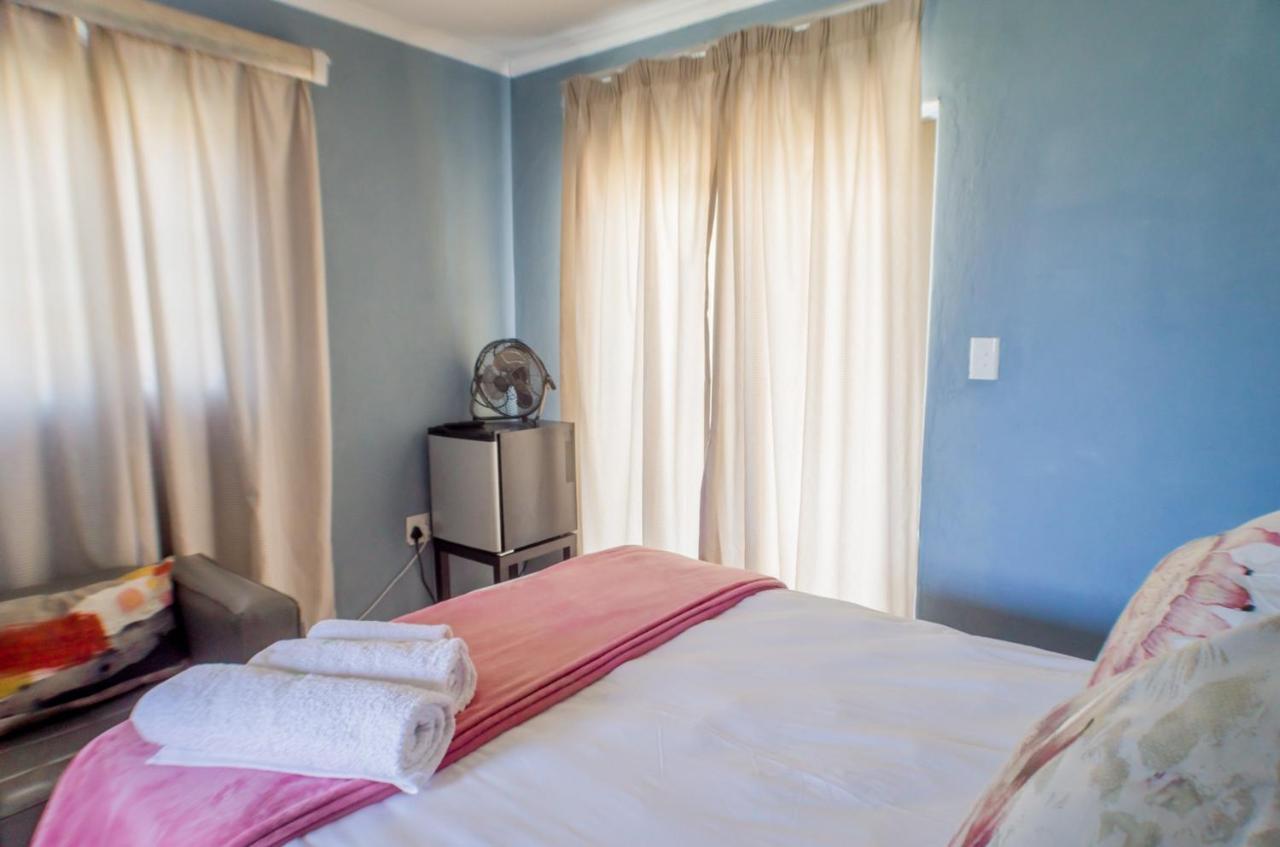 Seroloana Guest House Rustenburg Exteriér fotografie