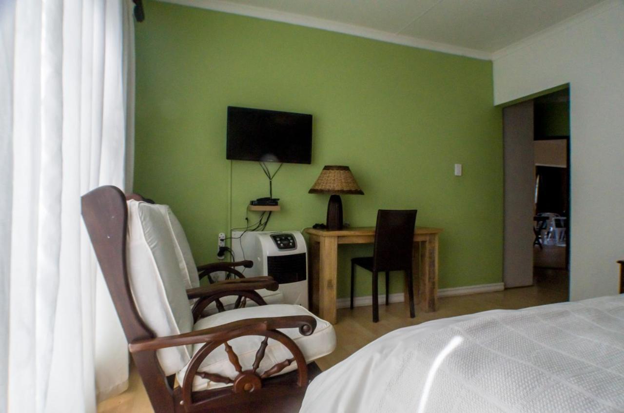 Seroloana Guest House Rustenburg Exteriér fotografie