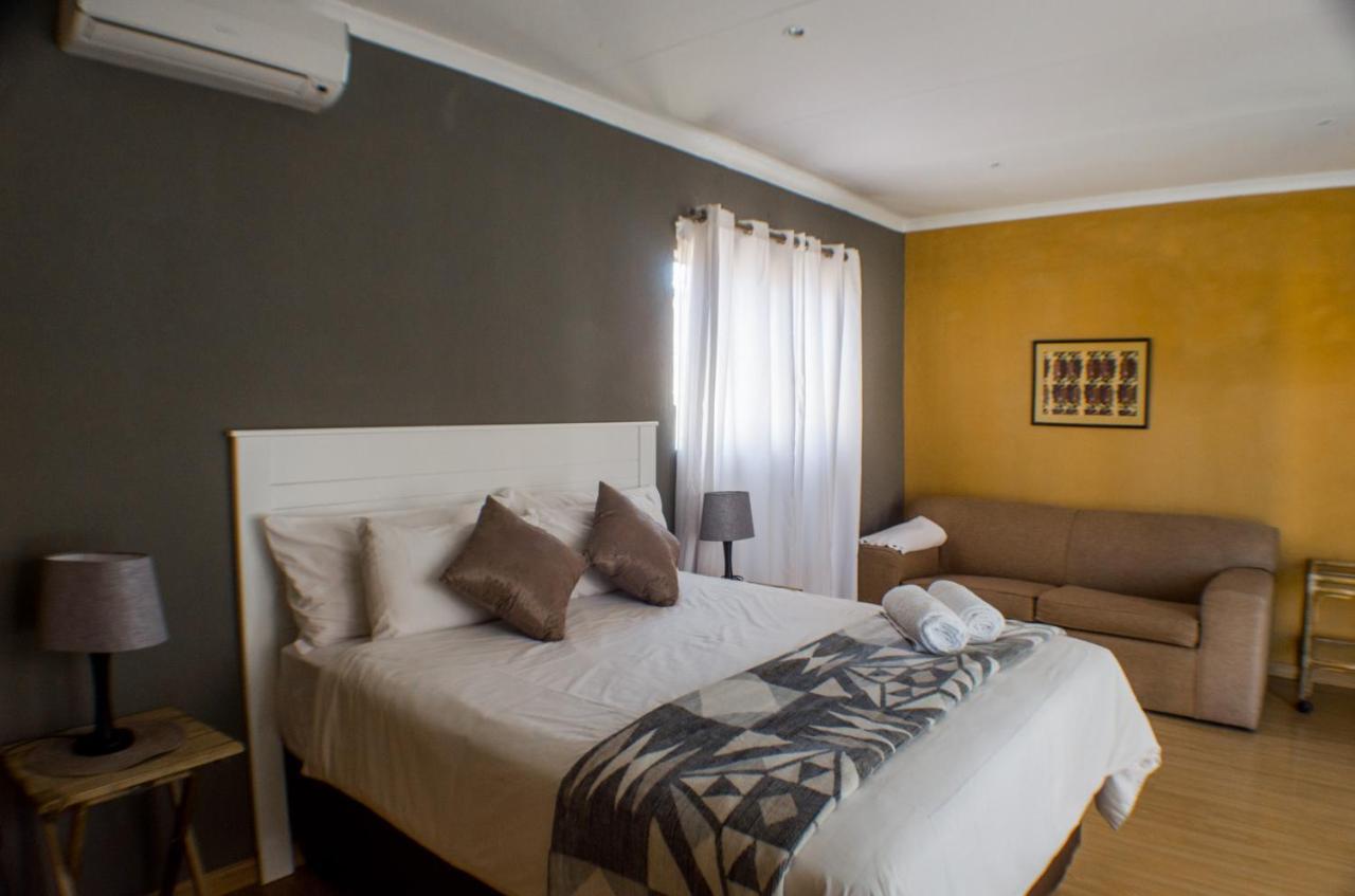 Seroloana Guest House Rustenburg Exteriér fotografie